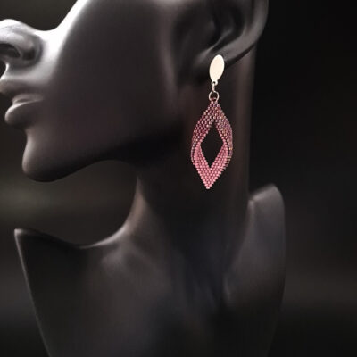 Eleganckie lekkie kolczyki z koralików Miyuki w kształcie łezki, idealne na prezent.